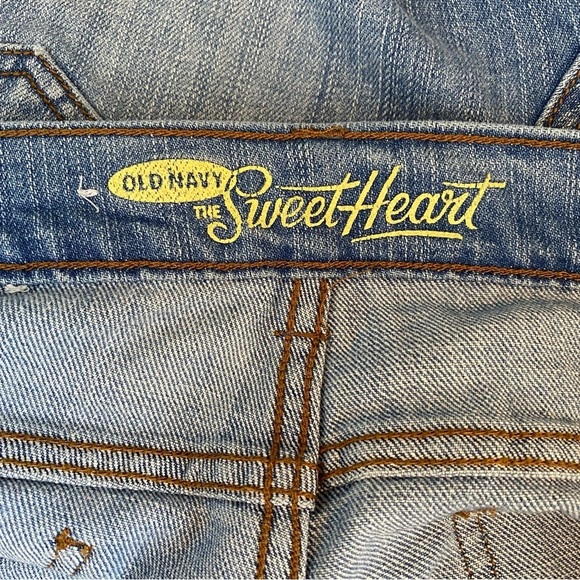 Old Navy The Sweetheart Bermuda Shorts - Picture 6 of 8